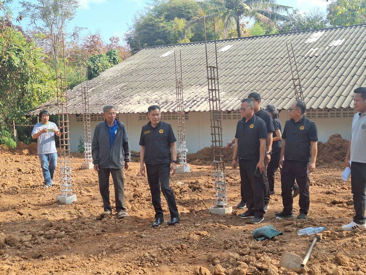 title - ผู้ตรวจราชการ ส.ป.ก. ร่วมประชุมคณะทำงานติดตามเร่งรัดการใช้จ่ายงบประมาณประจำปีงบประมาณ พ.ศ. 2569 ของสำนักงานการปฏิรูปที่ดินเพื่อเกษตรกรรม ครั้งที่ 1/2569 และประชุมตรวจราชการและติดตามความก้าวหน้าผลการดำเนินงานตามแผนการตรวจราชการของผู้ตรวจราชการสำนักงานการปฏิรูปที่ดินเพื่อเกษตรกรรม ประจำปีงบประมาณ พ.ศ. 2569 รอบที่ 1 เขตตรวจราชการที่ 11 จังหวัดสกลนคร